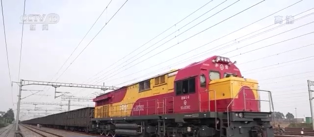 一“路”暢通丨“陸改水”多式聯(lián)運顯優(yōu)勢，保障物流通道高效運轉(zhuǎn)